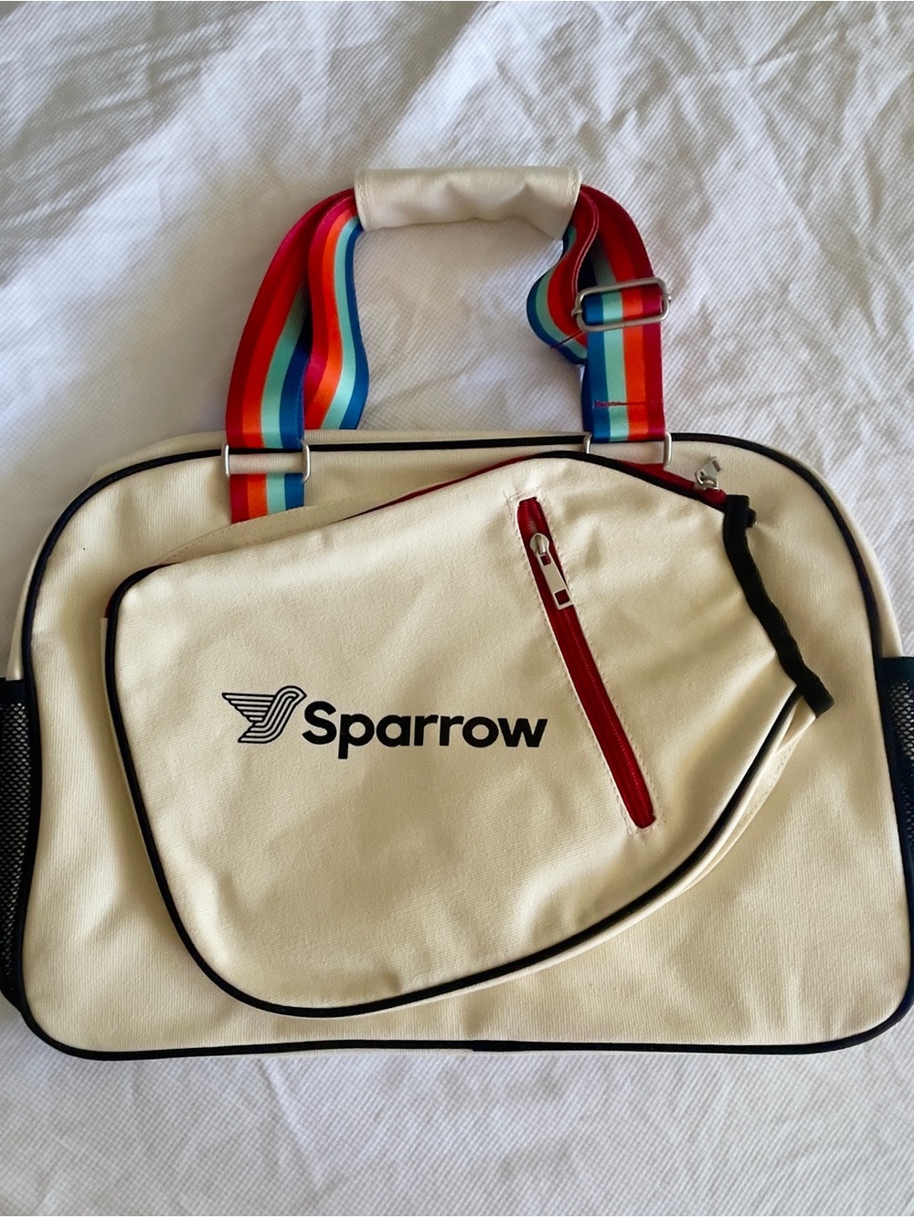 Sparrow Pickleball Bag Stylish Three Stripes Retro Look 20x8x12 New - Picture 4 of 6